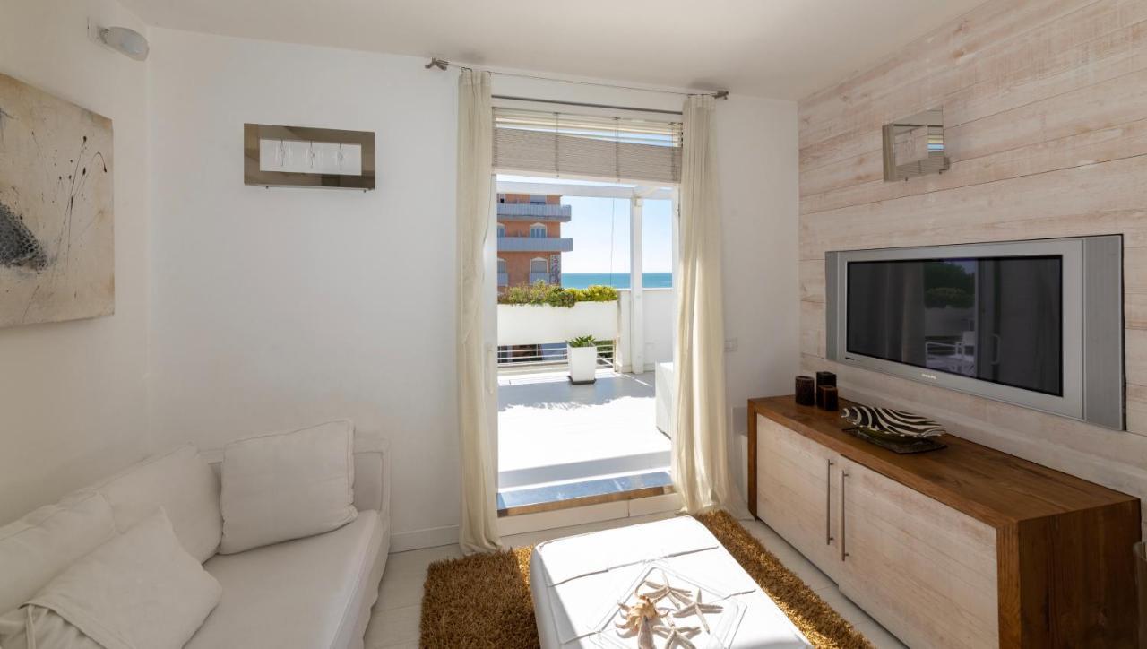 Magnifico Appartamento Dominique Jesolo Lido Carraro Immobiliare - Family Apartments Екстериор снимка